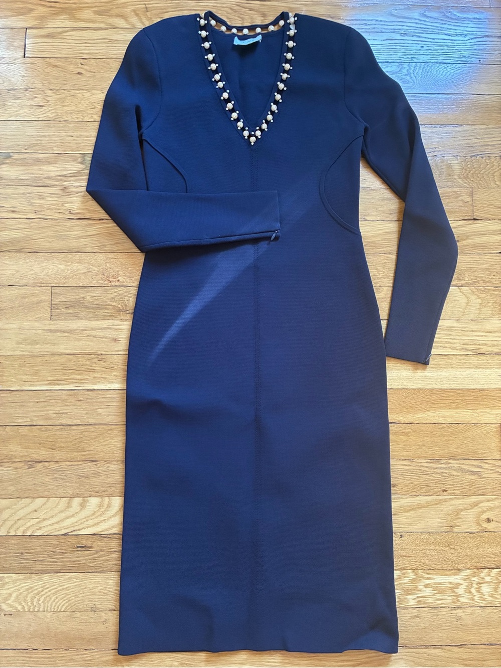 St JOHN - Navy Long-Sleeve V-Neck Midi Dress with Pearl Trim size 4
